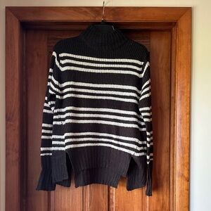 RD Style Gray and White Striped Turtleneck Sweater